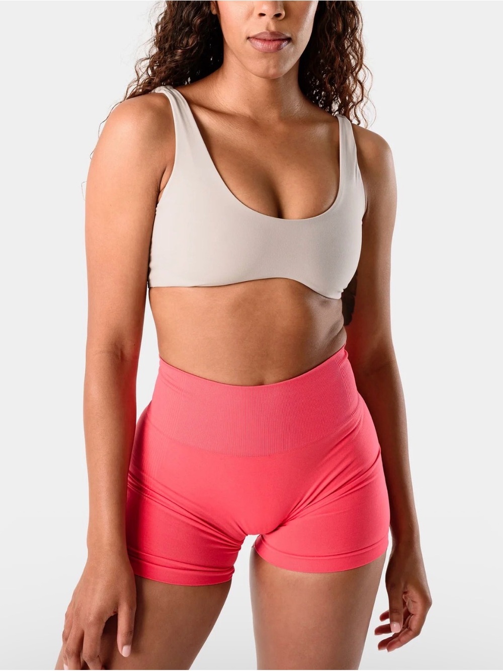 Kamo fitness Scrunch shorts Coral Pink